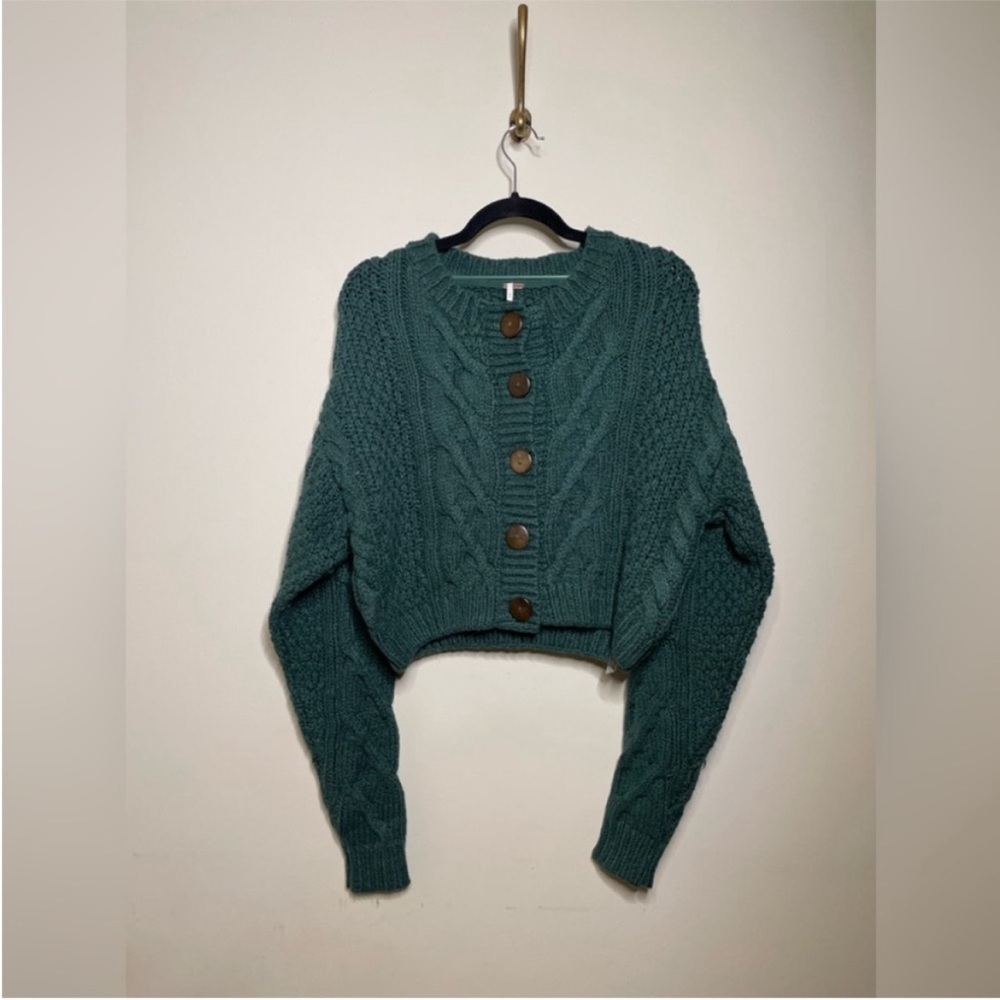 FREE PEOPLE Bonfire Cable Knit Cardigan in Black Forest - Picture 5 of 7